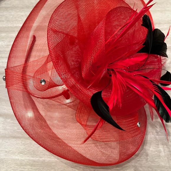 Red headband fascinator headband with feathers Kentucky Derby - Picture 3 of 6